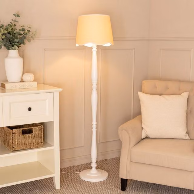 ValueLights White Wood Candlestick Floor Lamp with Fabric Scallop Shade – 2