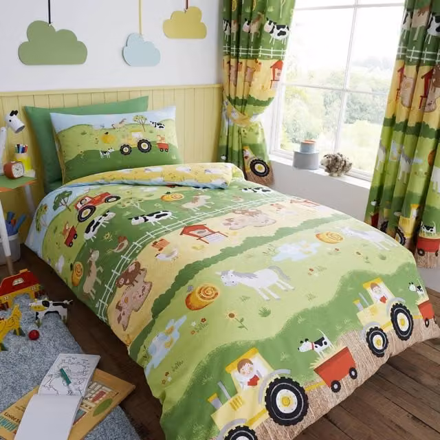 Happy Linen Company Farm Friends Reversible Childrens Duvet Cover and Pillowcase Set, Green and Yellow, Duvet Cover W/H: 90 x 200 cm, Pillowcase W/H: 50 x 75 cm