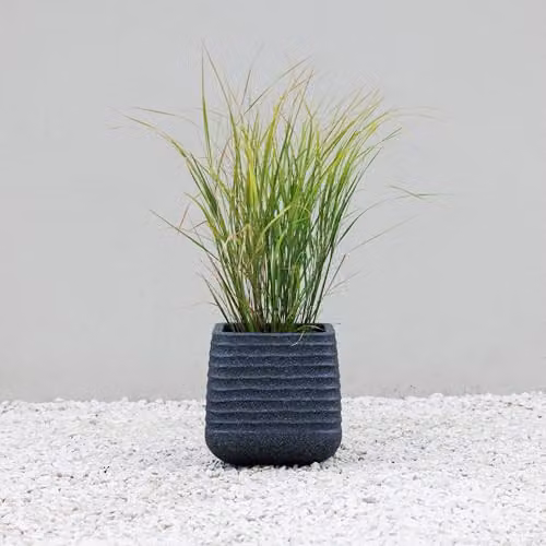 Primrose Square Ridged Outdoor Planter Pot in Black – 2
