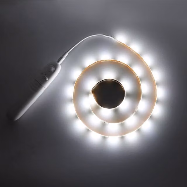 Livingandhome LED SMD Motion Sensor Infrared Strip Light in Cool White