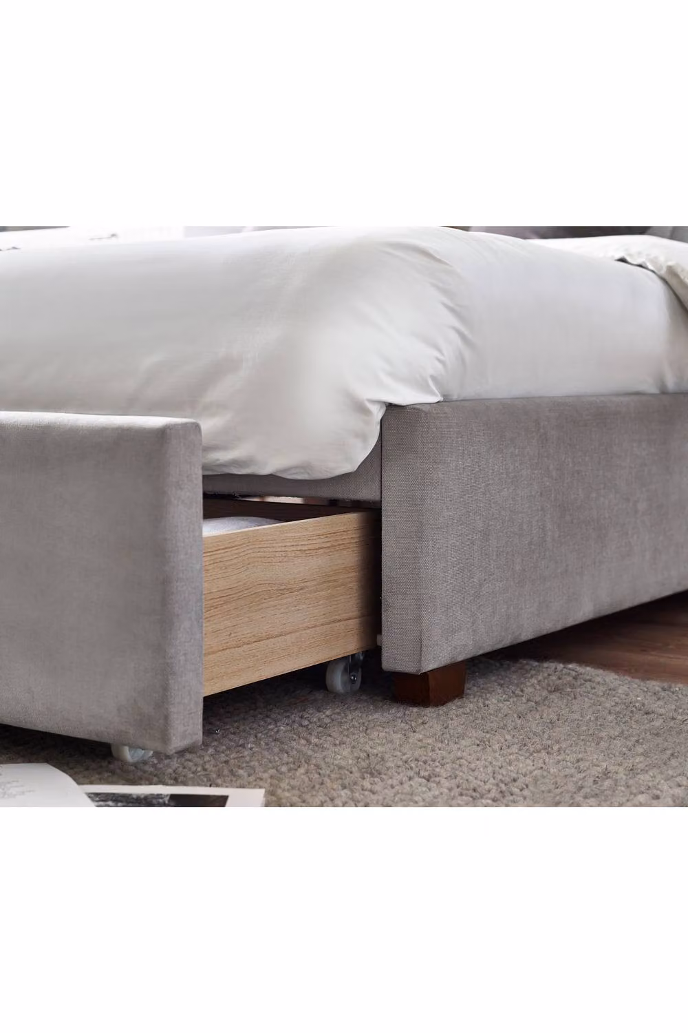 Julian Bowen Savannah Grey Velvet Upholstered King Bed Frame with Drawer W/D/H: 136.5 x 180 x 165 cm – 4