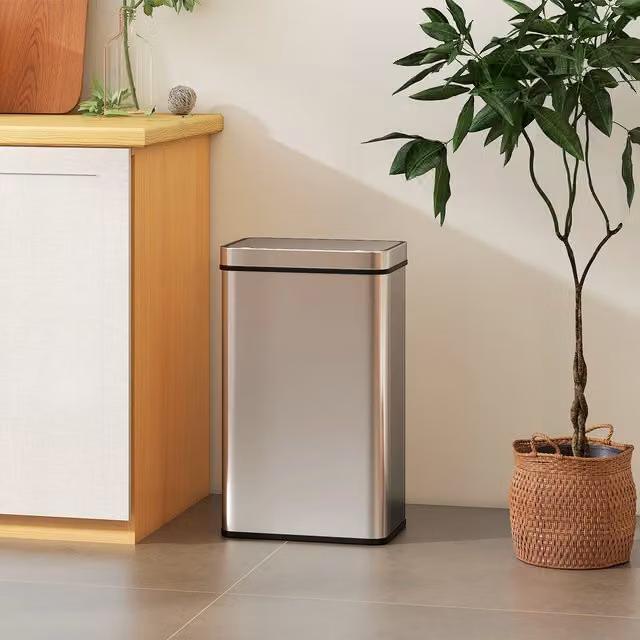 HOMCOM 60 L Sensor Kitchen Bin in Fingerprint-Proof Silver Stainless Steel with Odour Filter