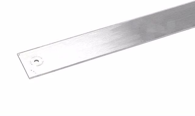 Maun Silver Carbon Steel Straight Edge, Length: 100 cm