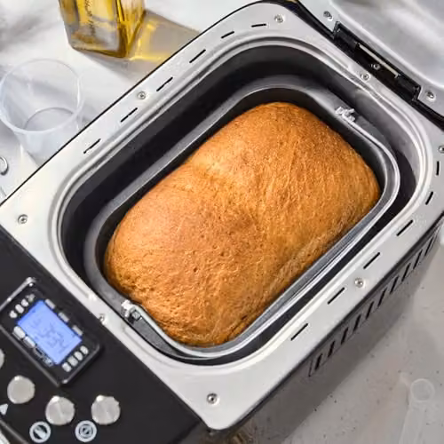 Cooks Professional Digital Bread Maker with 15 Programmes, Timer and Keep Warm Function, Black and Silver – 3