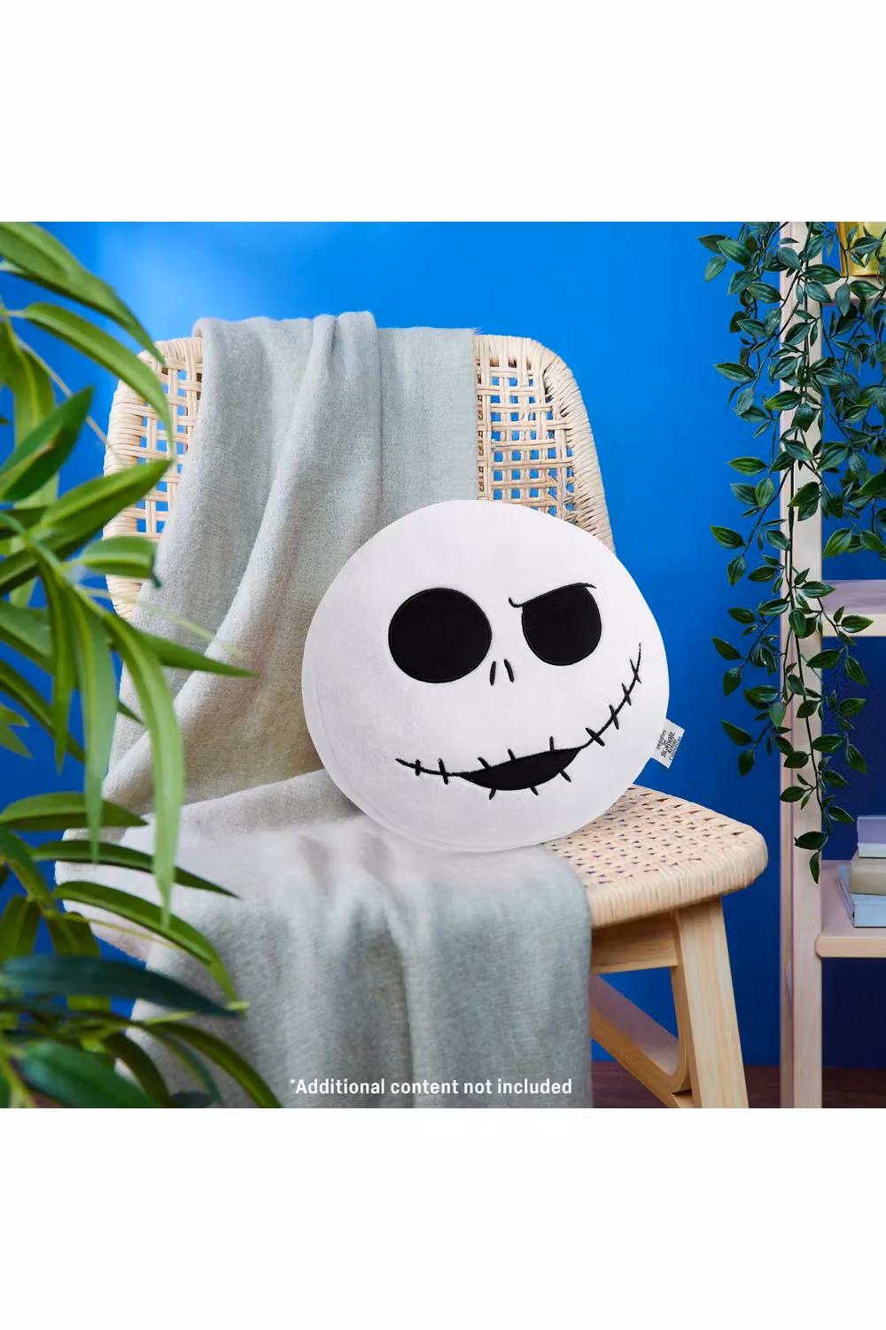 Disney The Nightmare Before Christmas 3D Plush Round Cushion in White – 2