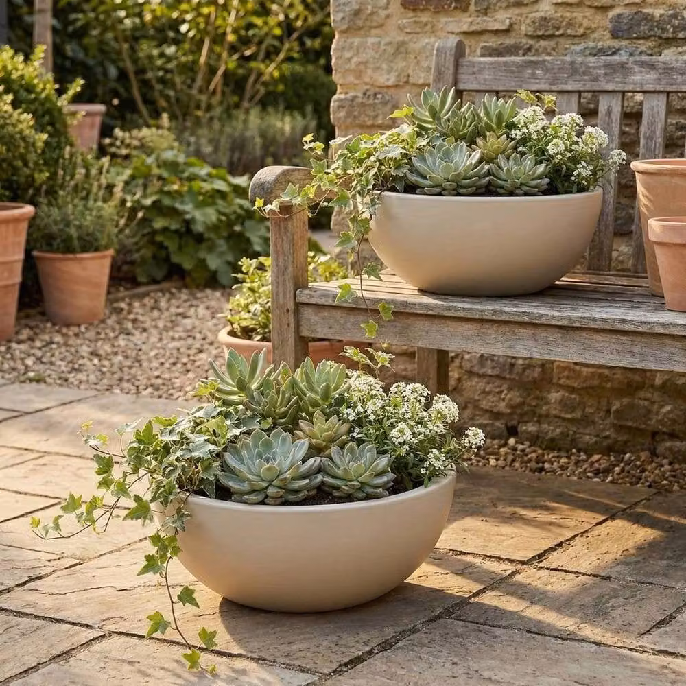 NESTLUNE Set of 2 Round Plastic Flower Pot Planters in Beige, Diameter: 40 cm – 2