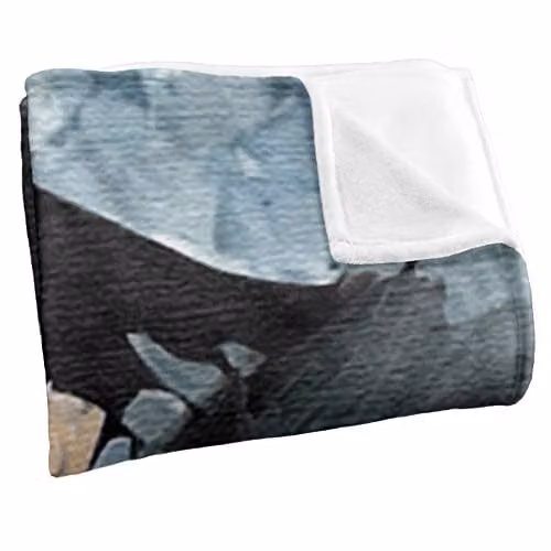 Batman Profile Silky Touch Super Soft White Fleece Throw Blanket W/D/H: 152 x 127 cm – 3