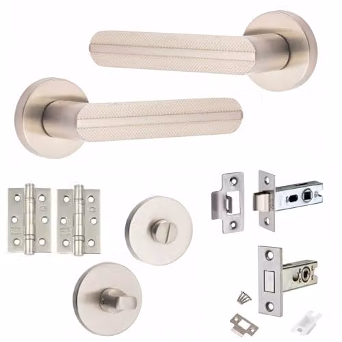 Golden Grace Modern Lima Knurled Bathroom Door Handle Set in Chrome