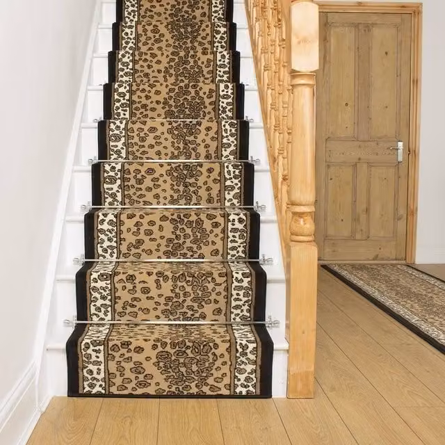 runrug Leopard Stair Runner Carpet in White, W: 60 cm, L: 450 cm