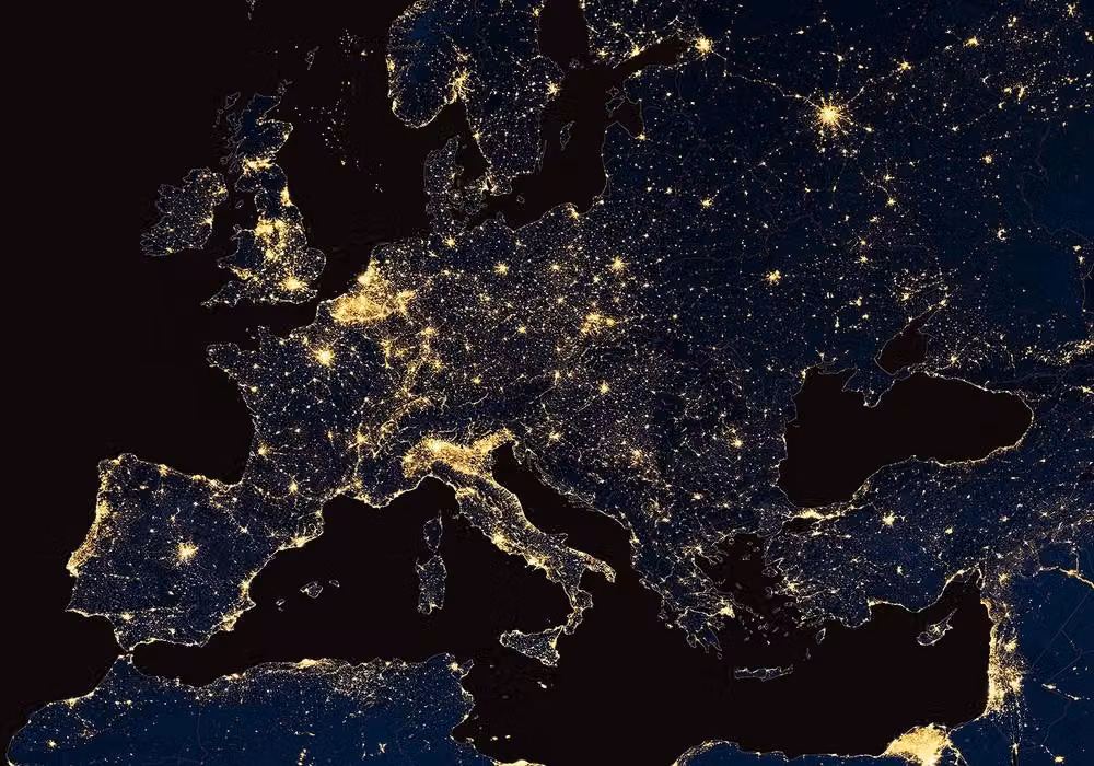 Superfresco Easy Europe by Night Navy Blue Abstract Mural, W: 300 cm, H: 280 cm – 2