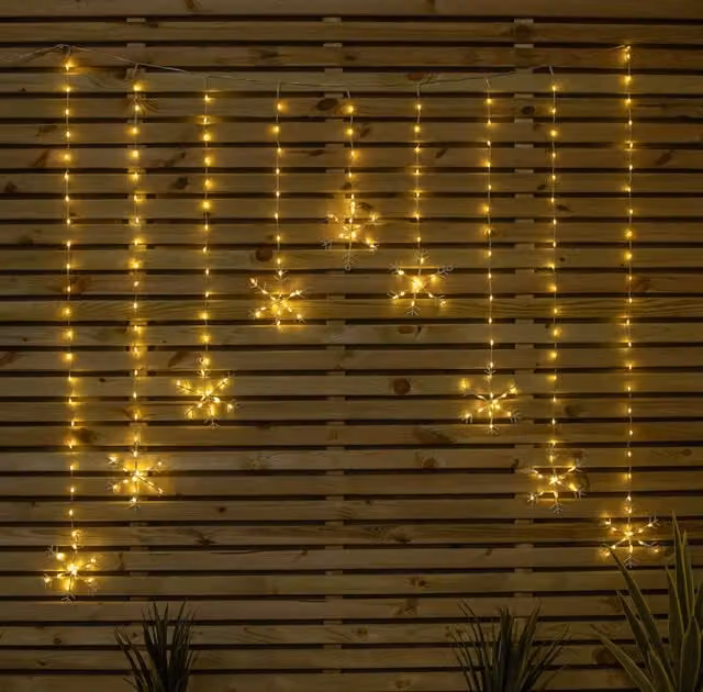 Samuel ALEXANDER FlexiBrights Christmas Snowflake Curtain Lights, White, W x H: 120 x 120 cm
