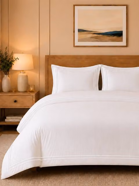 Pamposh 800 Thread Count Premium Egyptian Cotton Mako Satin Reversible Duvet Cover Set in White, Super King (200 x 200 cm) – 1
