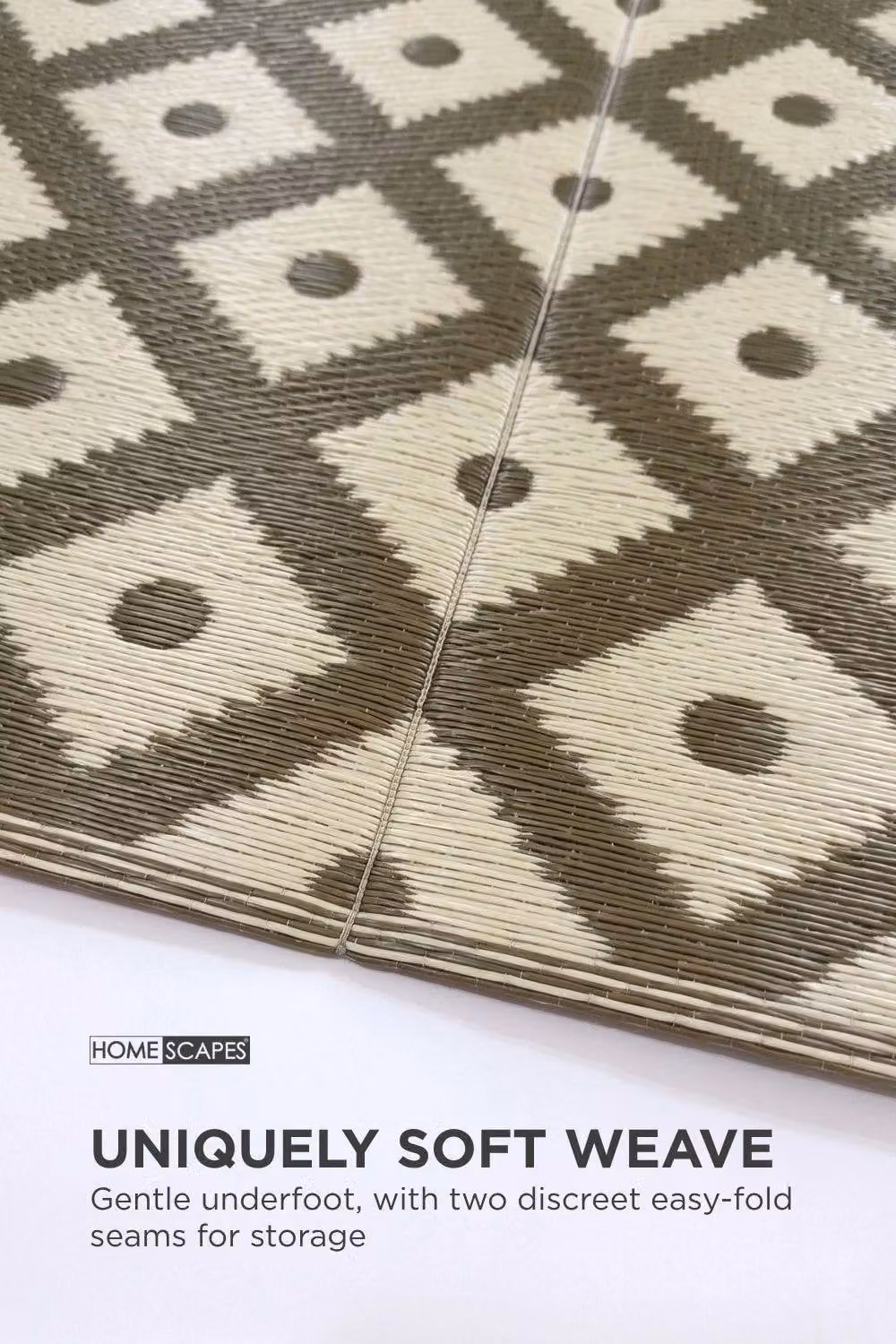 Homescapes Luxury Outdoor Rug in Green and White May Geometric Design, W/D: 240 x 300 cm – 4