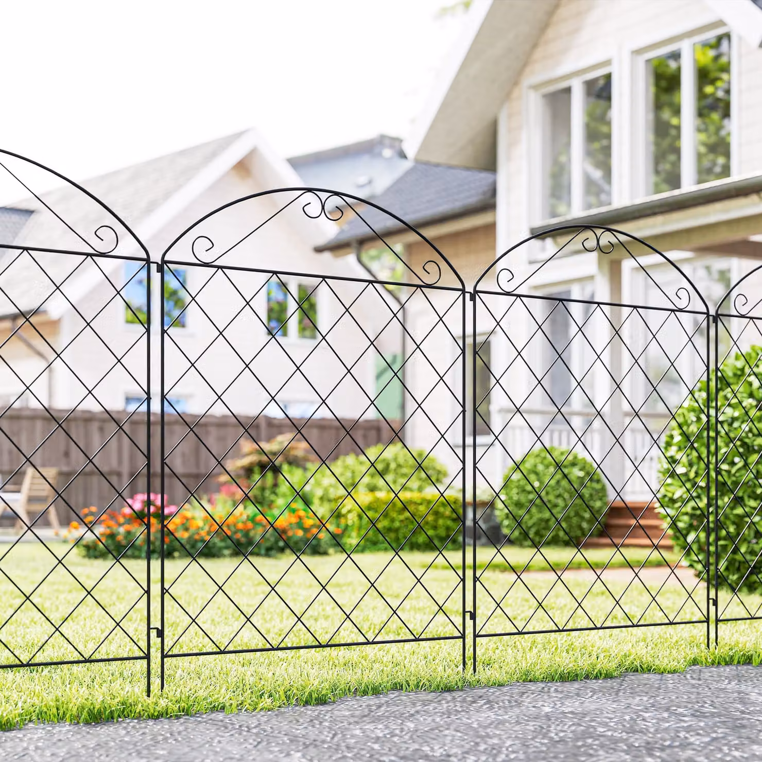 Outsunny Black Decorative Metal Garden Fencing, 4-Piece Rustproof Steel Palisade Flower Bed Border Edging – 9