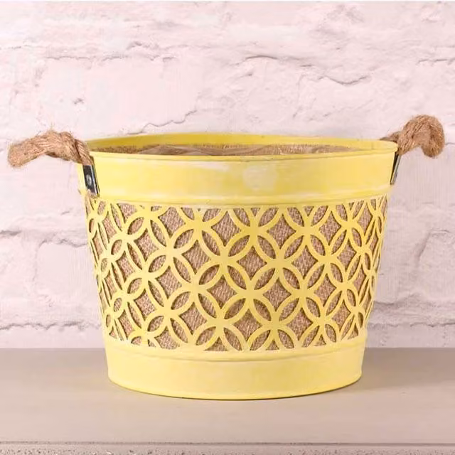 Kingsbury Gifts Ornamental Metal Planter Tub in Yellow and White