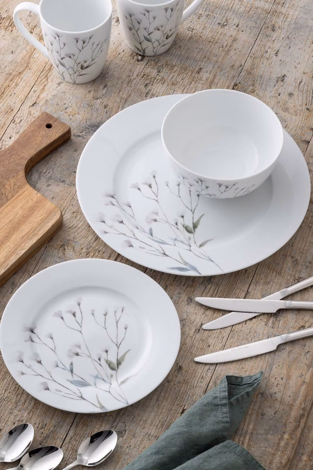 Aynsley Cotton Blossom 12 Piece Bone China Floral Dinner Service Set in White and Multicolour – 2