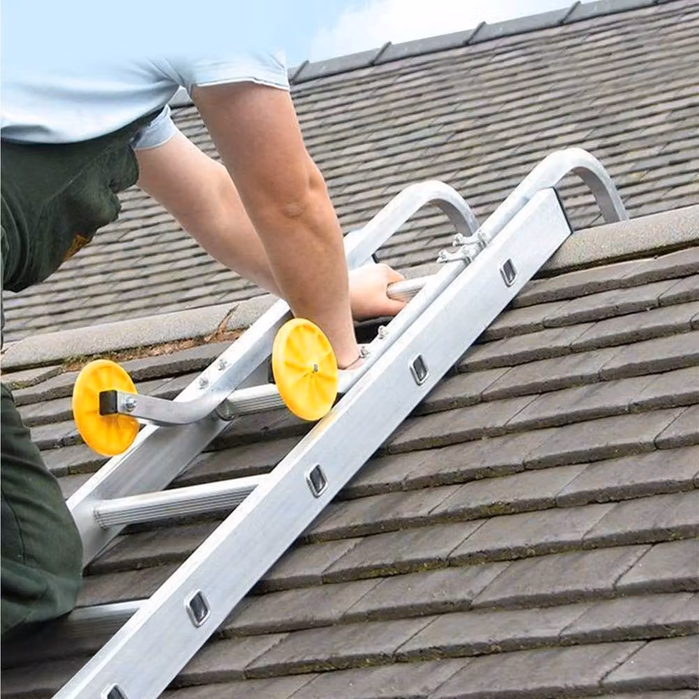 VOGREX Universal Aluminium Ladder Roof Hook Stabiliser with Wheels, 1 Pair, Silver – 2
