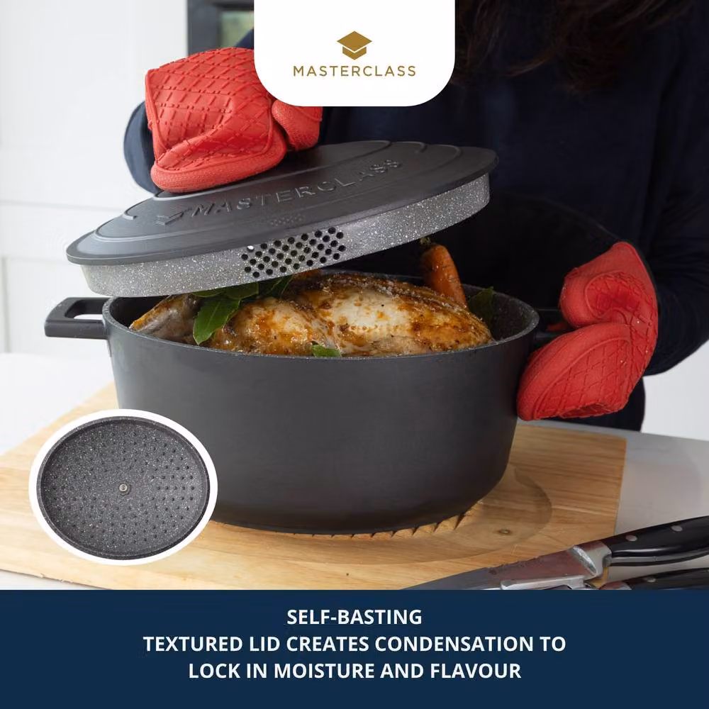 MasterClass Non-Stick Cast Aluminium Casserole Dish with Silicone Handle Covers, Black, 6L – 2