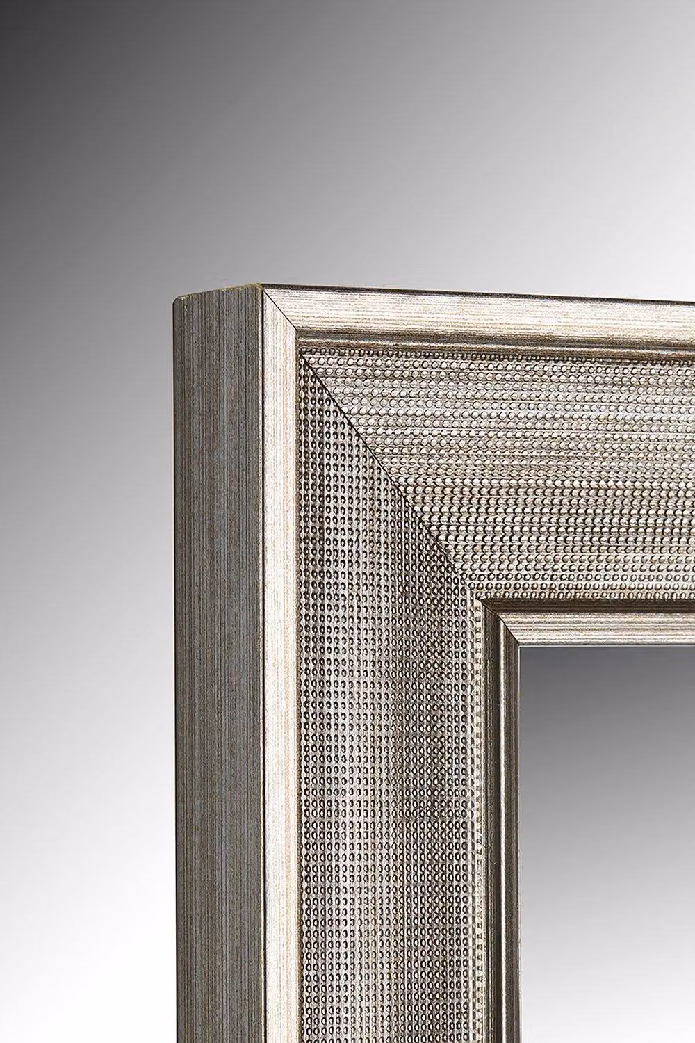 Nielsen Design Adelin Decorative Rectangular Wall Mirror in Silver, W: 104 cm, H: 73 cm – 2