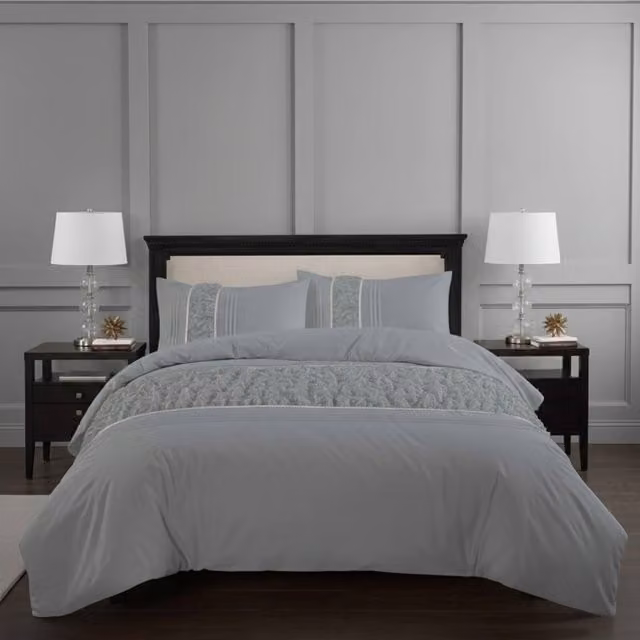Snug City Silver Ruffle Design Duvet Cover and Pillowcase Bedding Set, Double, W: 140 cm, L: 200 cm – 1
