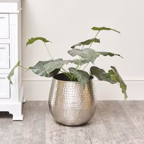Melody Maison Medium Silver Hammered Metal Round Tabletop Planter W/D/H: 30 x 30 x 28 cm