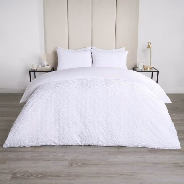 OHS Geometric Embossed Duvet Cover Set in White and Grey, 200 x 200 cm