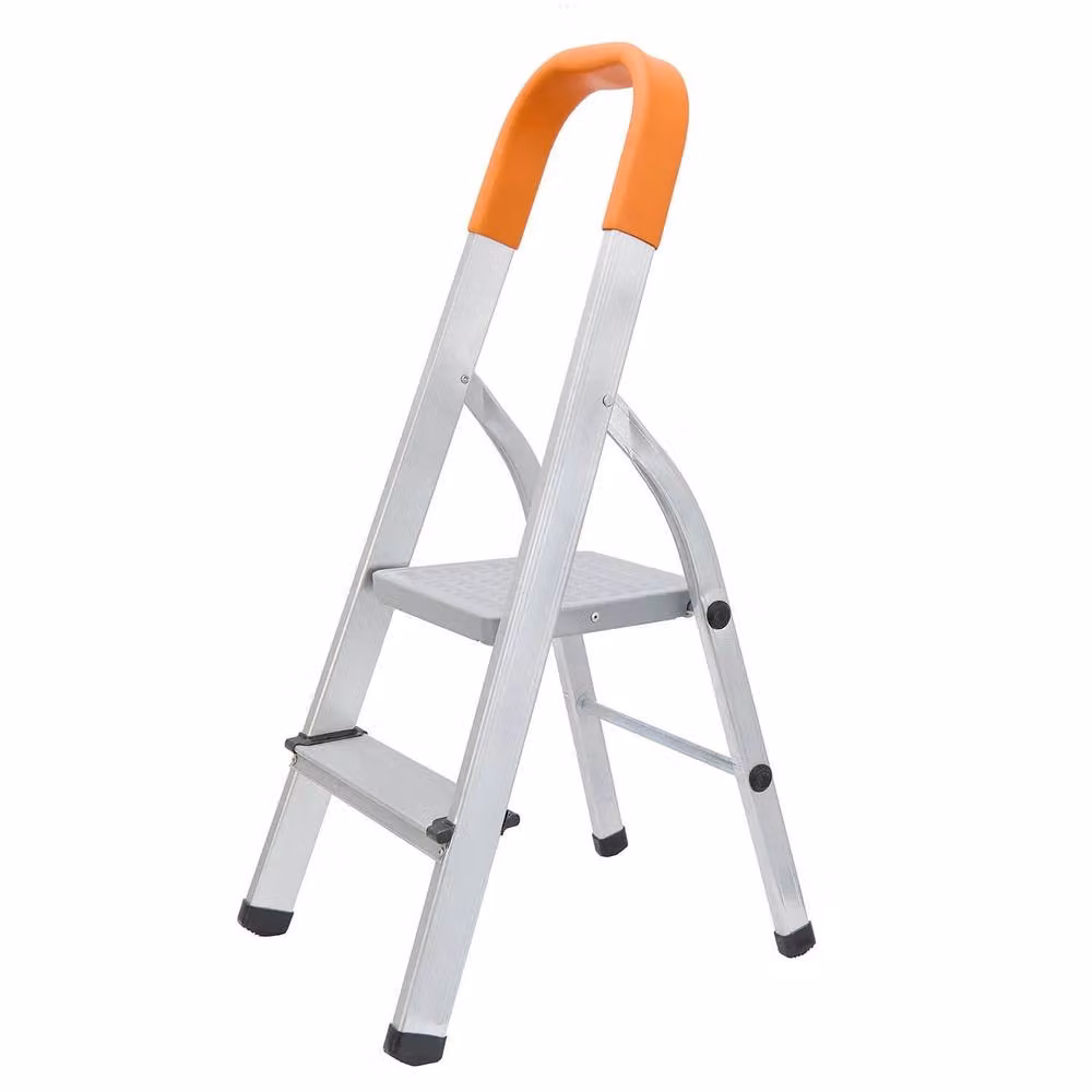 Victor Tools Lightweight 2-Step Aluminium Ladder in Silver, H 90 cm x W 38.5 cm x D 50 cm – 2
