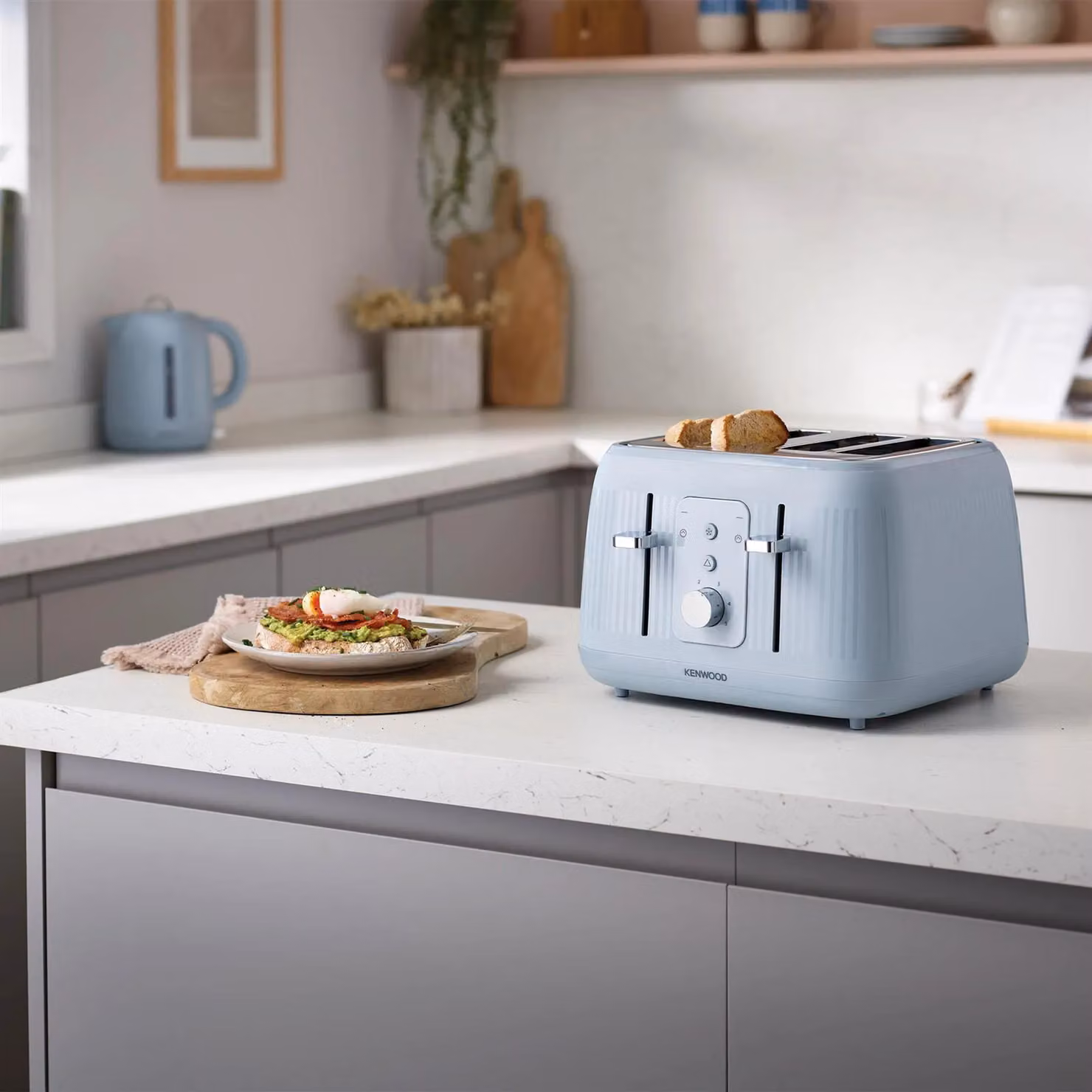 Kenwood 4 Slice Toaster in Blue and Black – 3