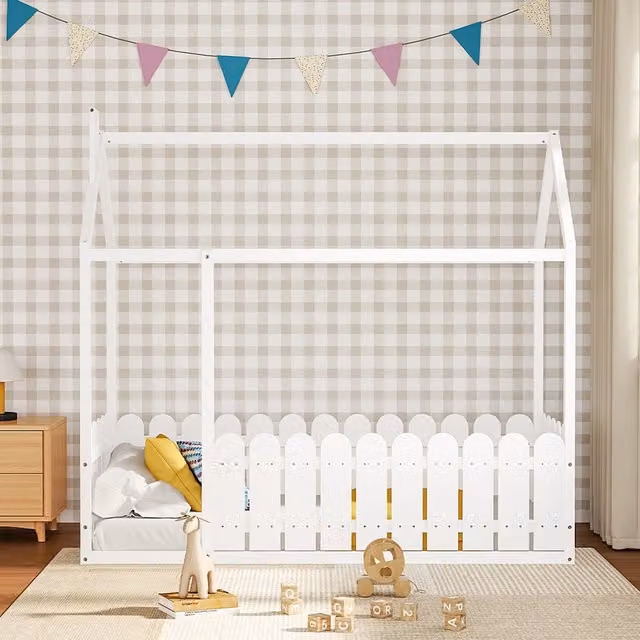 Livingandhome Solid Pine Wood House Bed Frame with Fence for Teenagers, White