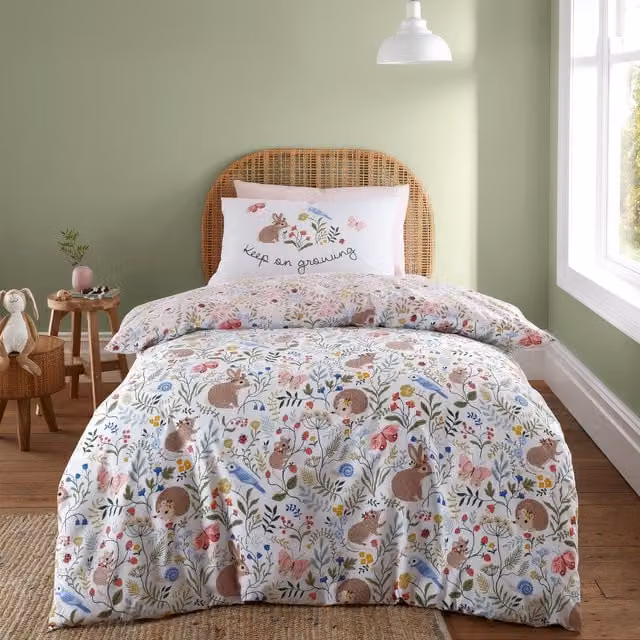 Royal Horticultural Society Garden Animals Childrens Bedding Set in White and Pink