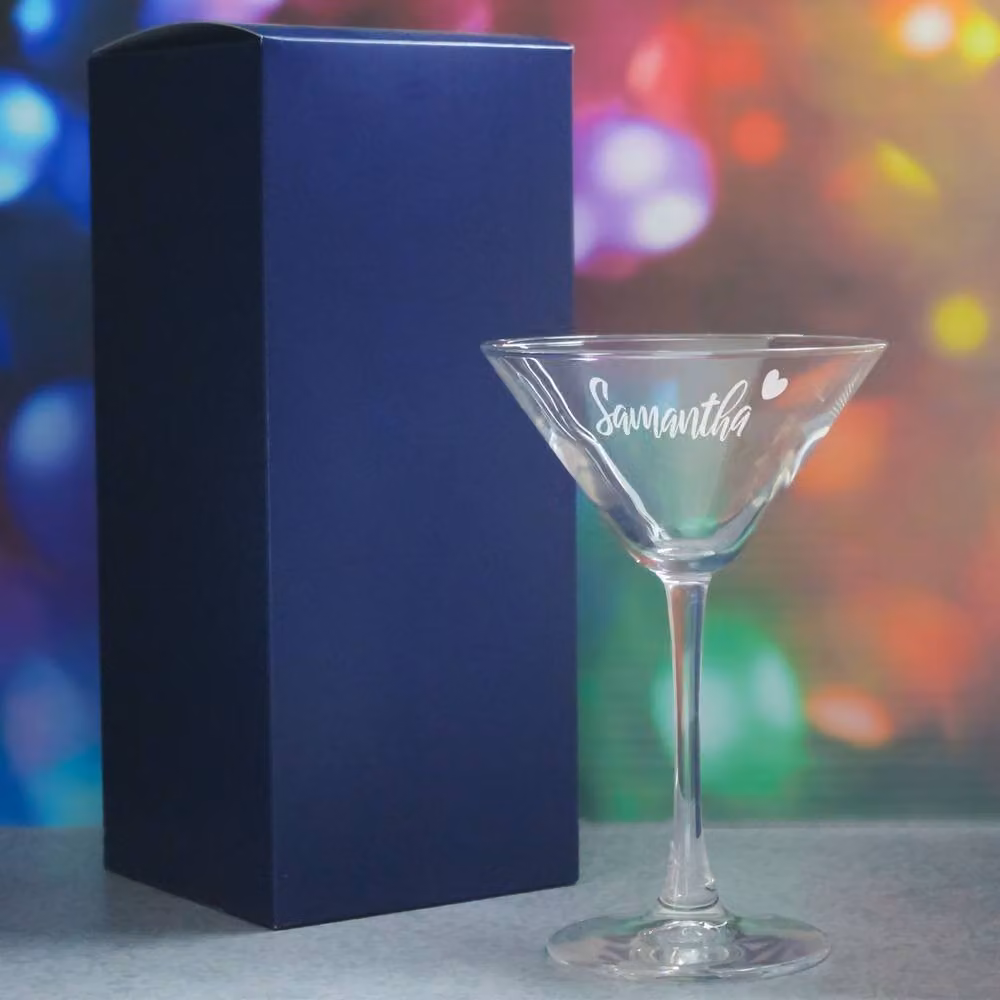 Uniqueful Personalised Martini Cocktail Glass with Heart Name in Clear Glass – 2