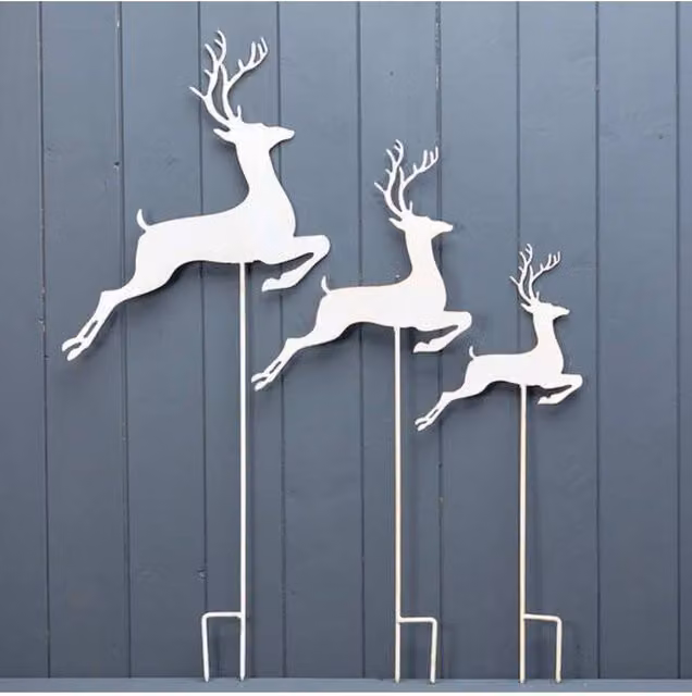 KDMD White Metal Reindeers on Stake Christmas Decoration
