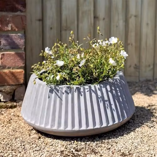 Primrose Textured Concrete Deep Ribbed Round Planter Tub in Grey, Diameter: 43 cm, Height: 19 cm – 1