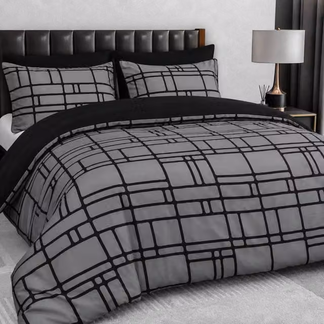 Pamposh Reversible Microfibre Duvet Cover and Pillowcase Set in Black and Grey, W: 200 x H: 200 cm