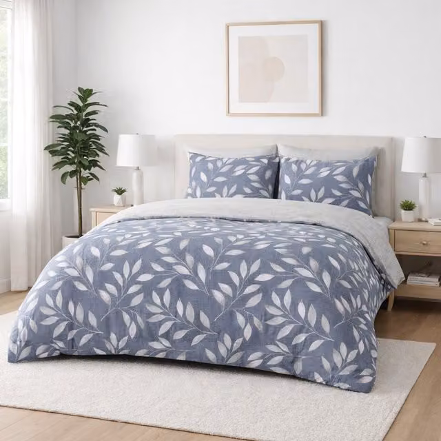 Velosso Reversible Blue and White Floral Duvet Cover and Pillowcase Set
