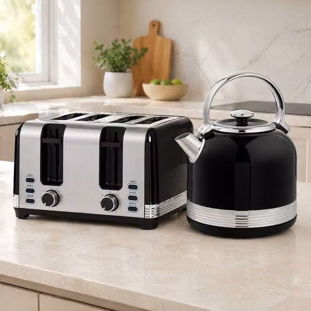 STILVORA Kettle and Toaster Set in Black with Rapid Boil and Stainless Steel Finish