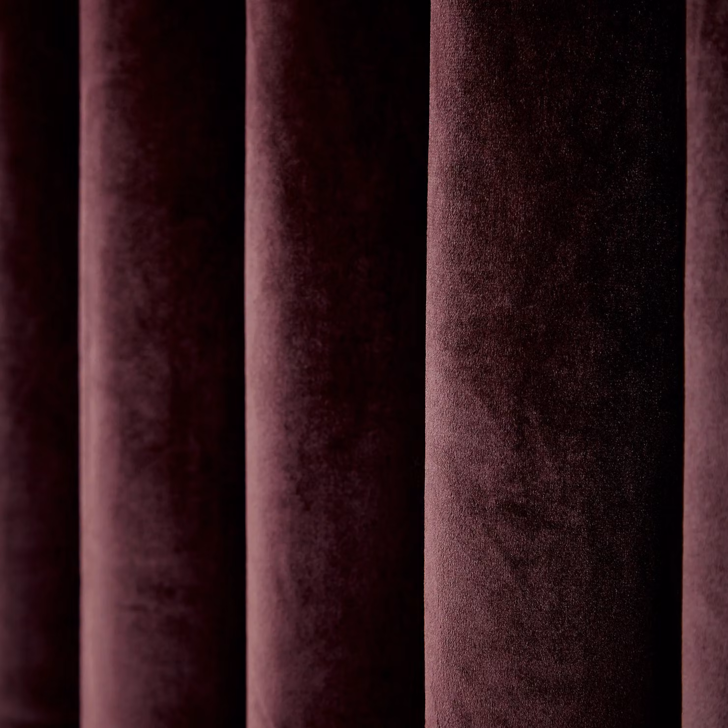 Helena Springfield Escala Velvet Lined Eyelet Curtains in Red and Purple, W: 228 cm, H: 228 cm – 3