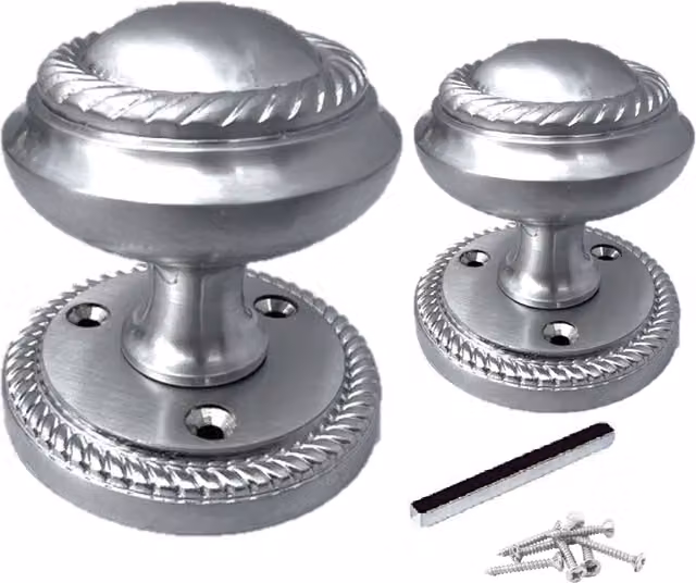 Betley Butterfly Door Knob in Chrome Silver