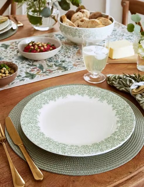 Morris & Co. Standen Floral Ceramic Dinner Plate Set of 4, Green