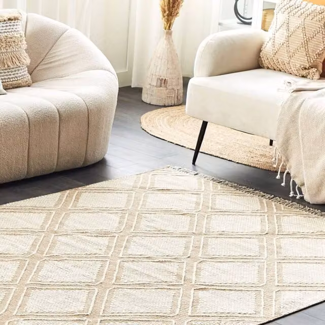 Wyld and Coco Geometric Woven Cotton and Wool Rug in White and Beige with Fringes, W: 160 cm, D: 230 cm – 1