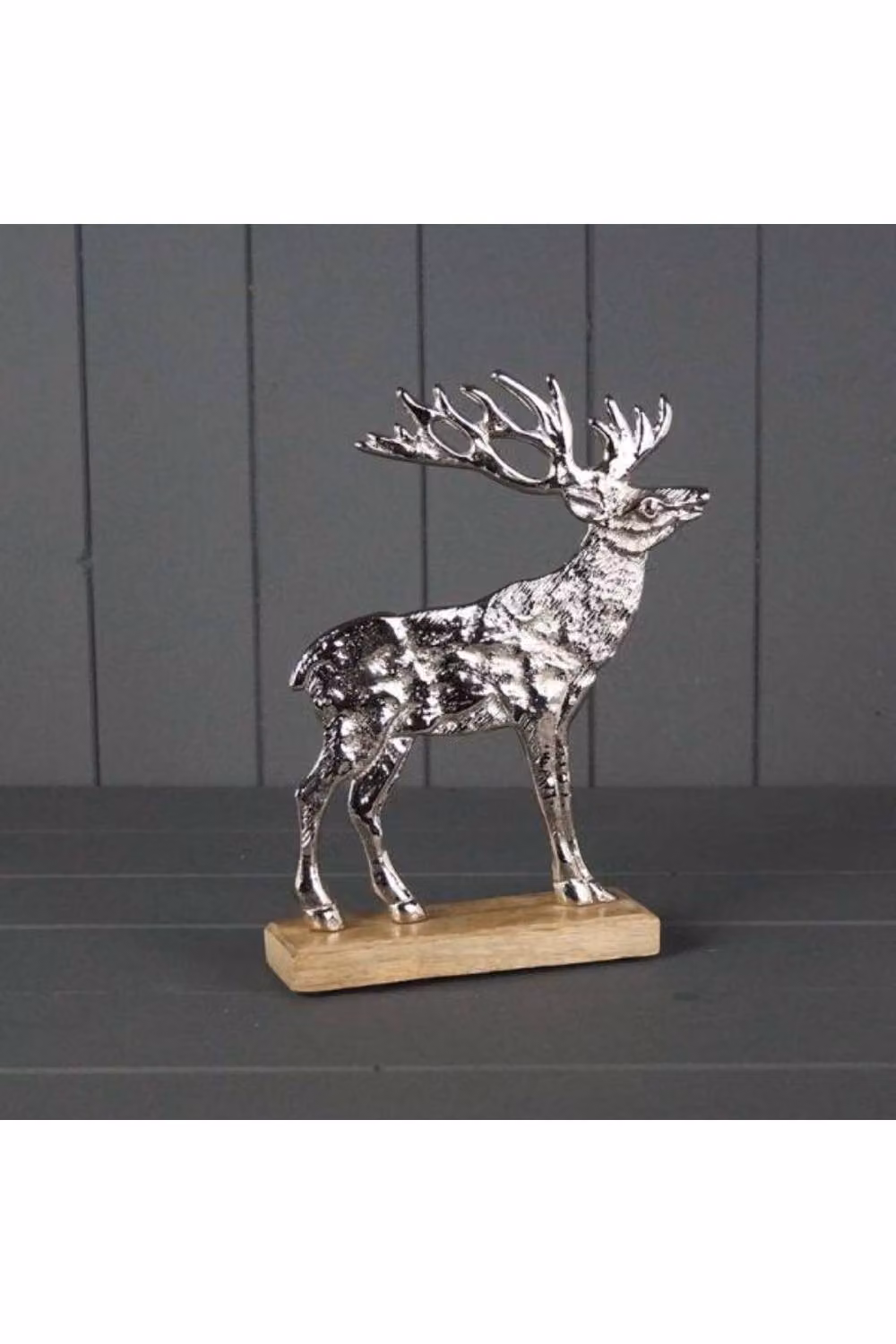 KDMD Silver Charming Metal Reindeer Tabletop Christmas Decoration – 2