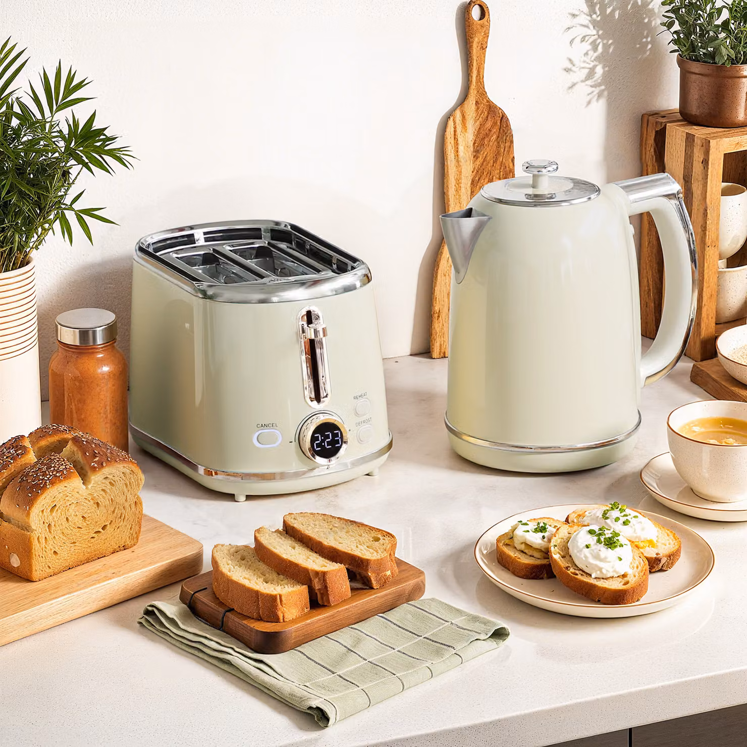 HOMCOM Retro Polished Kettle and Toaster Set in Grey with PID Control and Keep Warm Function – 2