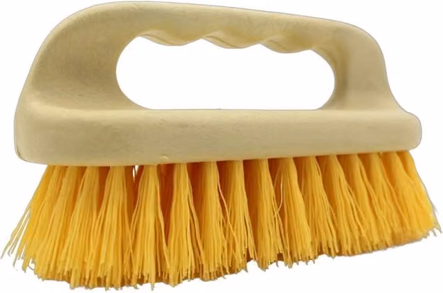 Leecroft Nomy Scrubbing Brush in Yellow and Multicolour
