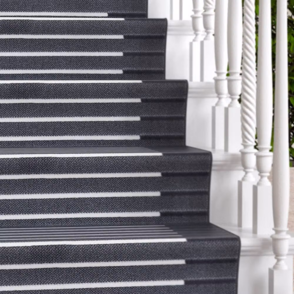 Kukoon Grey Striped Modern Hallway Runner Rug, W: 60 cm, D: 91 cm – 2