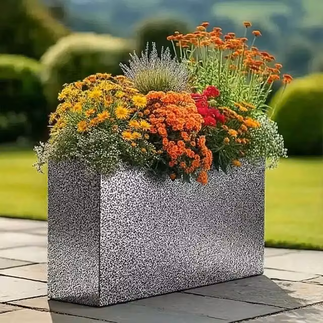 Access Garden Products Galvanised Steel Trough Planter in Silver and Black, W: 90 cm, H: 60 cm, D: 30 cm