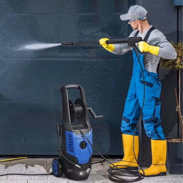 Outsunny 2200W 170 Bar Pressure Washer with Nozzle, Blue