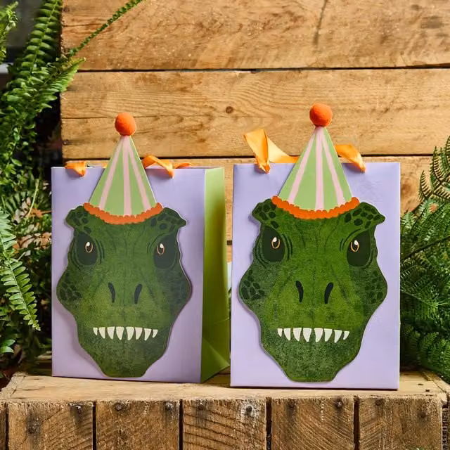 Club Green Dinosaur Paper Party Bags, Pack of 5, Green and Multicolour – 1