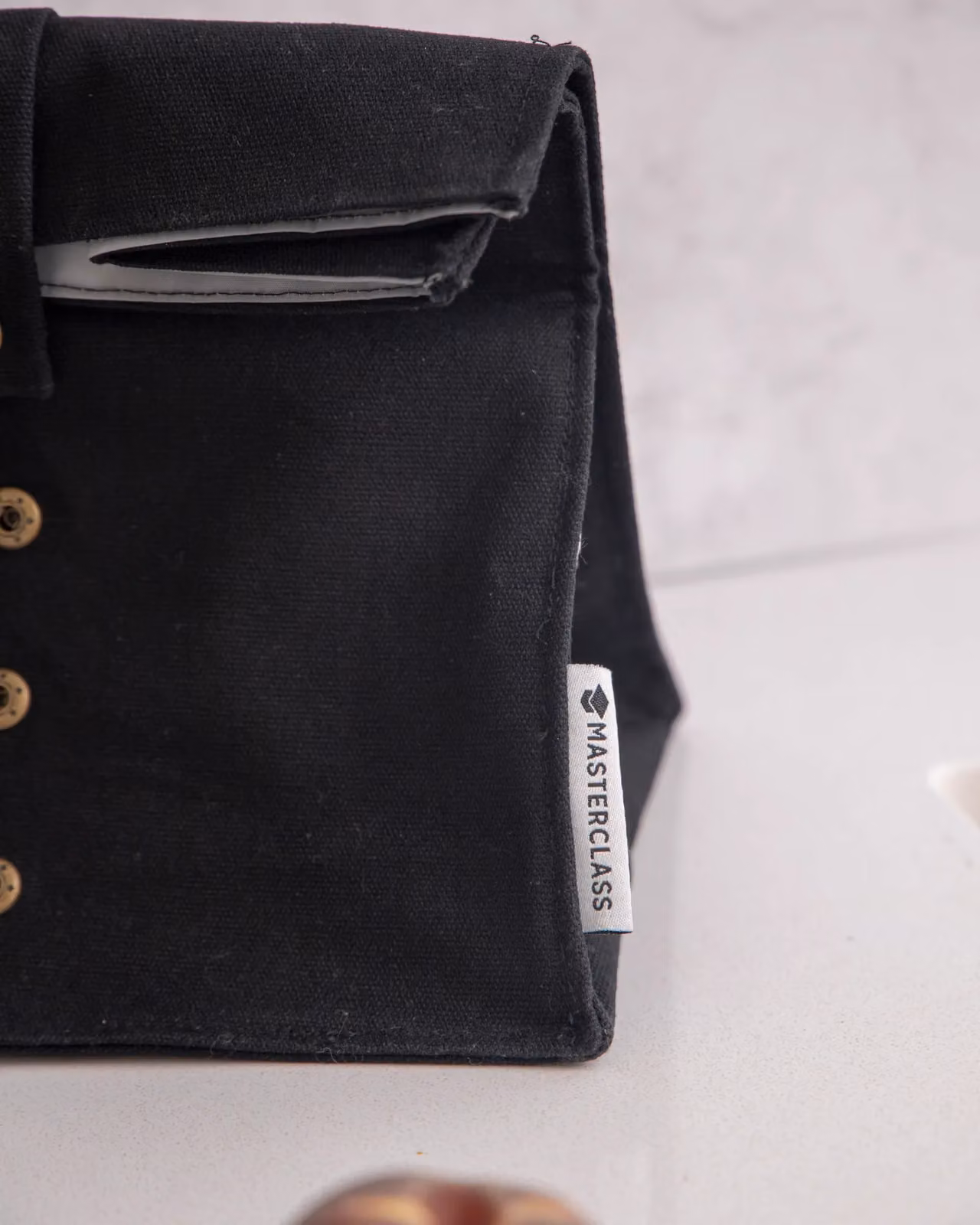 MasterClass Roll Top Lunch Bag in Black – 7