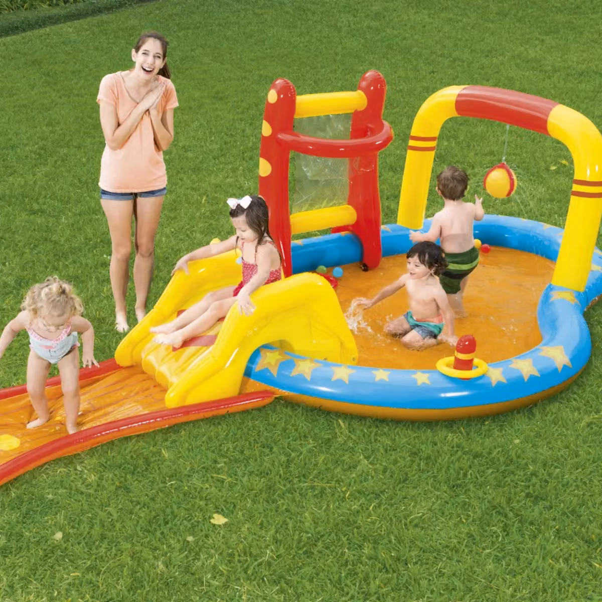 Bestway Inflatable Round Water Play Centre with Slide and Spray in Multicolour – 2