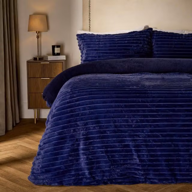 OHS Ribbed Faux Fur Duvet Cover Set in Blue, 200 x 200 cm
